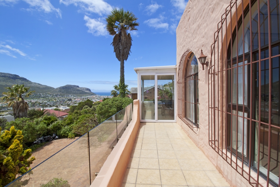 3 Bedroom Property for Sale in Fish Hoek Western Cape